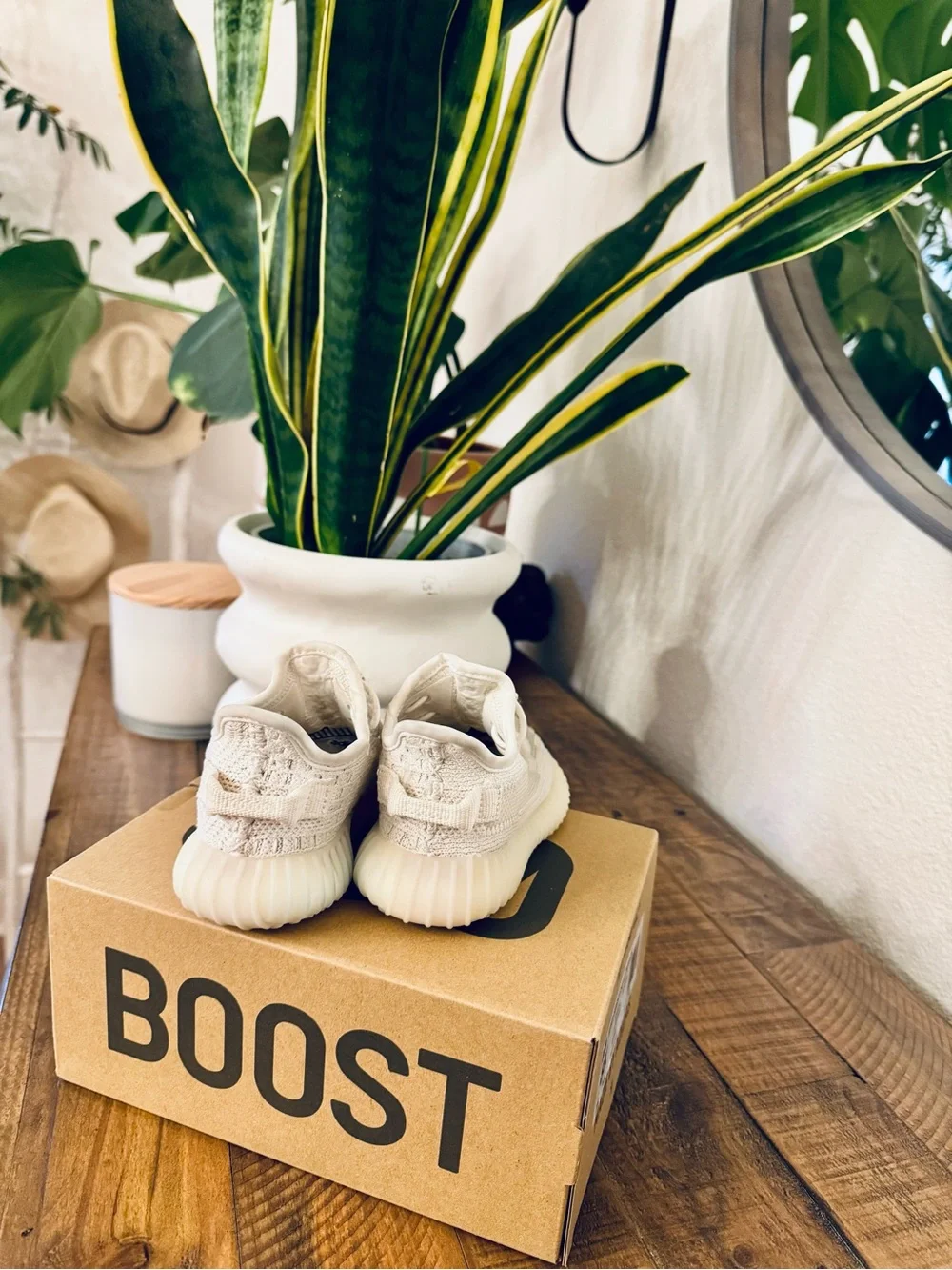 adidas Kids Yeezy Boost 350 V2 Cream White Sneakers
